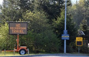 B.C. 주 “다른 주 사람들 여행 오지 말라”